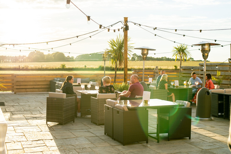 Food & Drinks 4, The Stones Hotel, Wiltshire