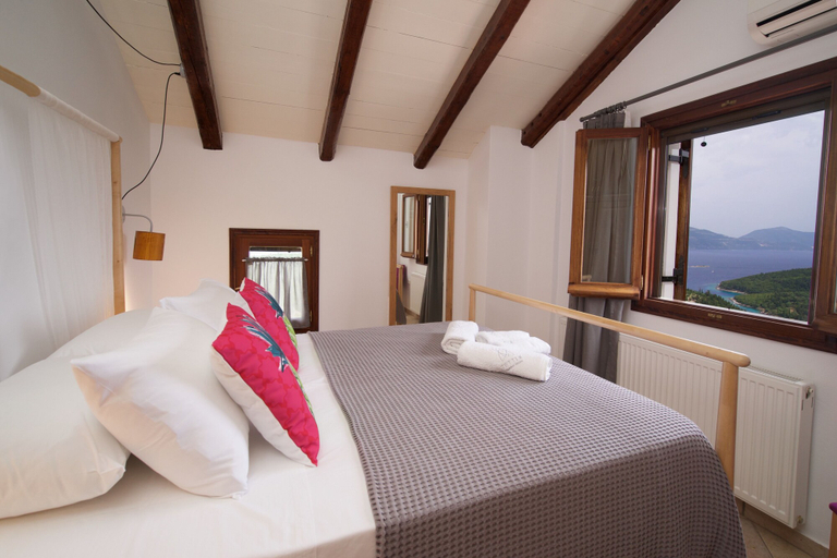 Bedroom 3, Tettix Summer House, Ionian Islands
