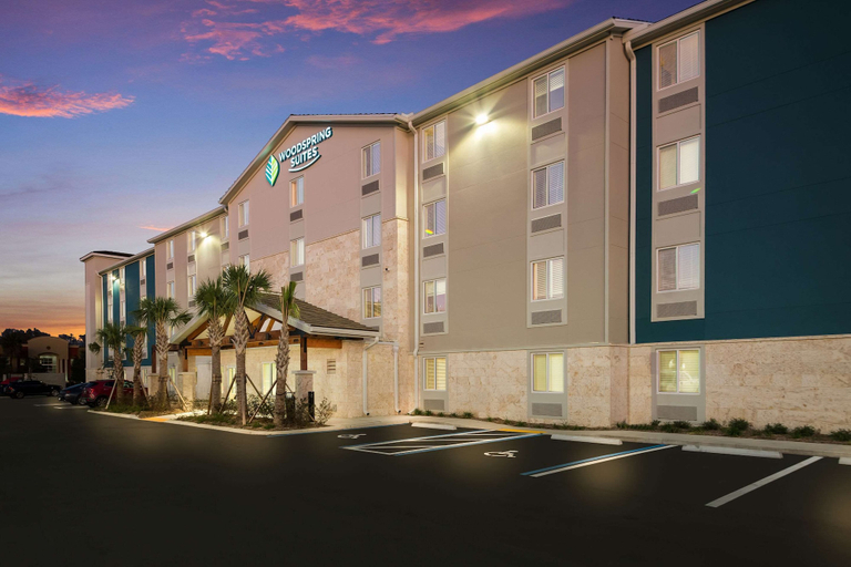 Exterior & Views 2, WoodSpring Suites Wesley Chapel-Tampa, Pasco