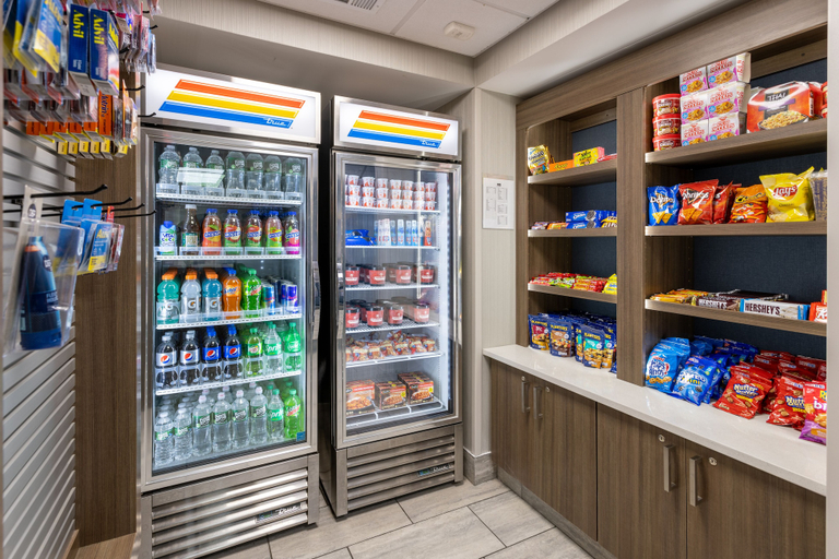 Food & Drinks 5, Baymont by Wyndham White Plains - Elmsford, Westchester