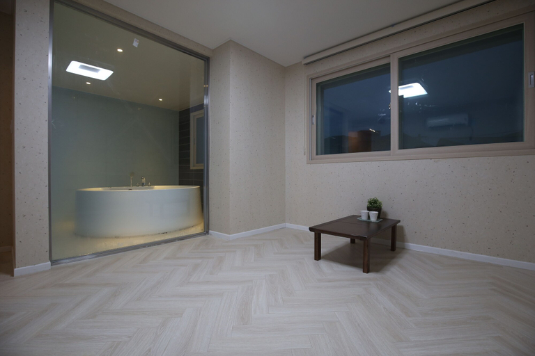 Bathroom 4, R.I Spa Hotel, Chungju