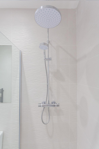 Bathroom 3, The Ulsterville Residences, Belfast