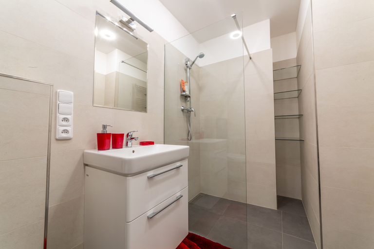 Bathroom 3, Apartmany LETNA u SPARTY, Praha 6