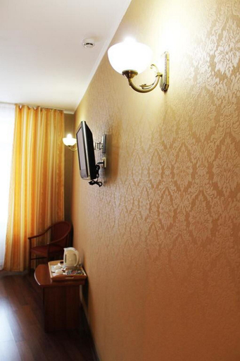 Others 3, Chetyre sezona, Ekaterinburg gorsovet
