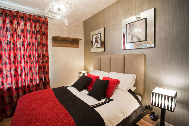 Bedroom 2, Portland Apartments, Gloucestershire