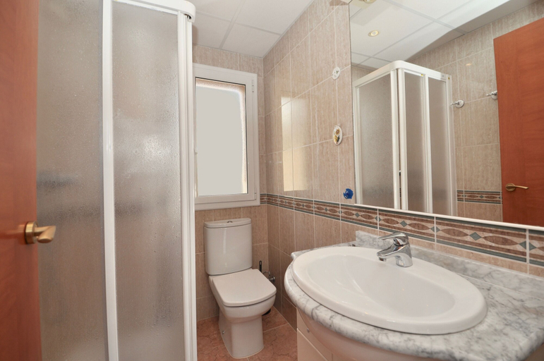 Bathroom 3, Apartamento Duplex Llaverias, Girona