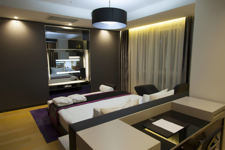 Bedroom 3, The Leos Residence, Beşiktaş