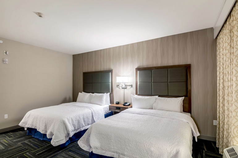 Bedroom 3, Hampton Inn Oklahoma City Northeast, Oklahoma