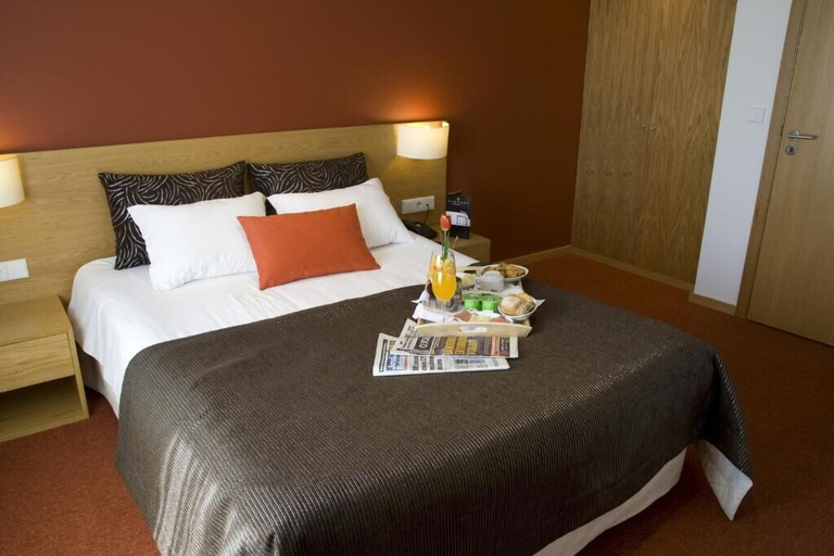 Bedroom 4, Paredes Hotel Apartamento, Paredes