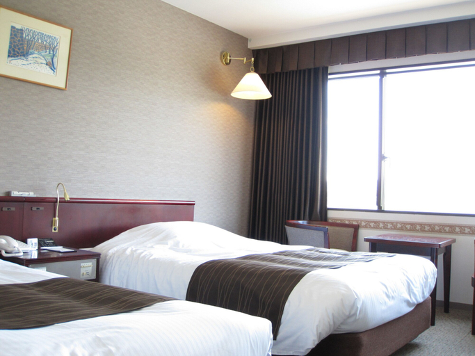 Bedroom 3, Tsuyama Kakuzan Hotel, Tsuyama
