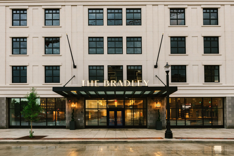 Exterior & Views 2, The Bradley Hotel, Allen