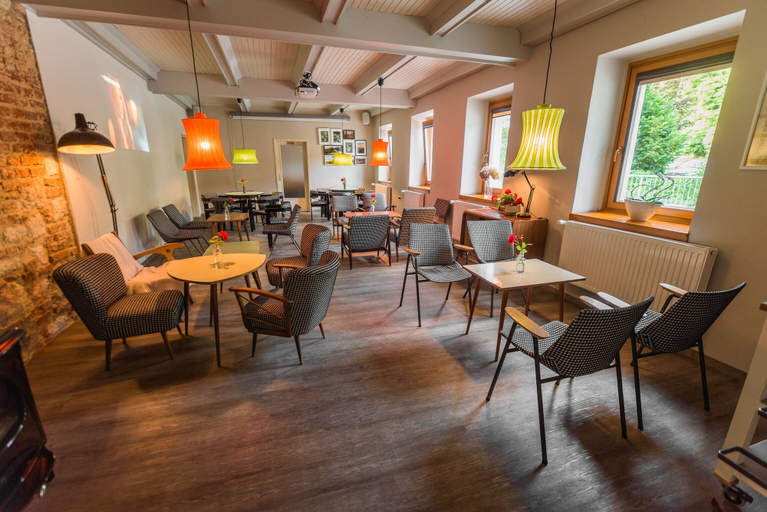 Food & Drinks 4, Rooms Kozmus, Krško