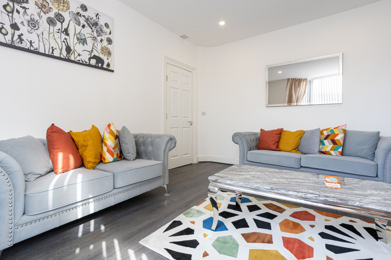 Others 5, TCO Luxury House, Sefton
