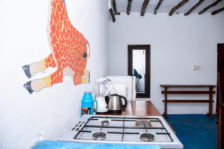 Others 5, Jambiani House, Kusini