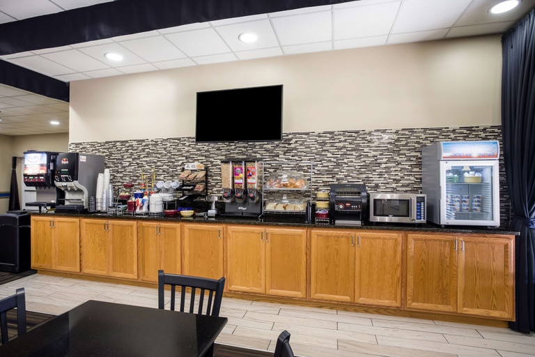 Food & Drinks 5, SureStay Hotel by Best Western Bardstown General Nelson, Nelson