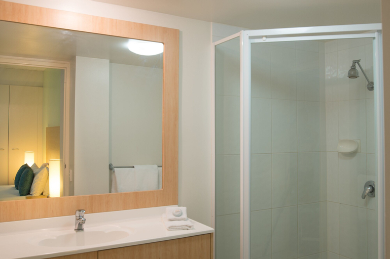 Bedroom 3, Sandy Point Beach Resort, Gold Coast