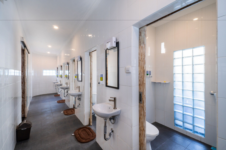 Bathroom 4, Nyuh Gading Home Stay Lembongan, Klungkung