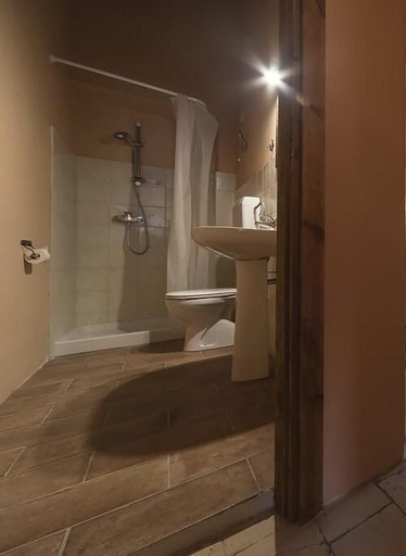 Bathroom 5, Dimora Barbolani, Chieti