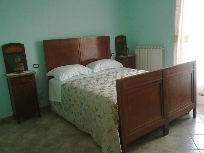 Bedroom 3, Agriturismo le Cammarose, Salerno