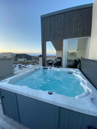 Sport & Beauty, Kerbyggd: Luxury House and Cottage in Golden Circle, Grímsnes- og Grafningshreppur