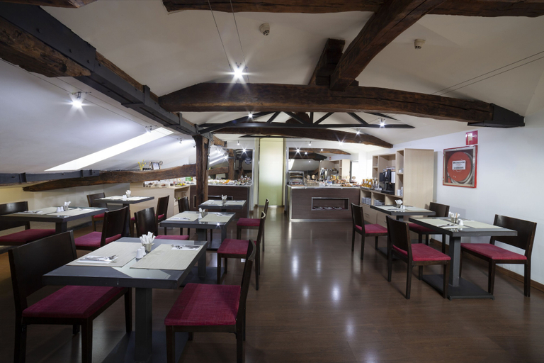 Food & Drinks 5, Petit Palace Arana, Vizcaya
