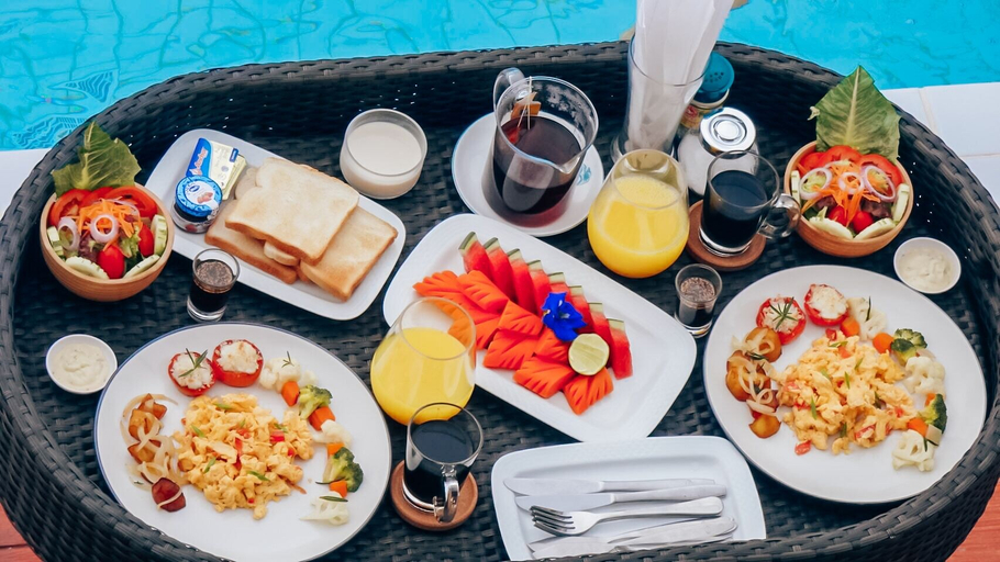 Food & Drinks 5, Wayla Villa Maikhao Beach, Phuket Island