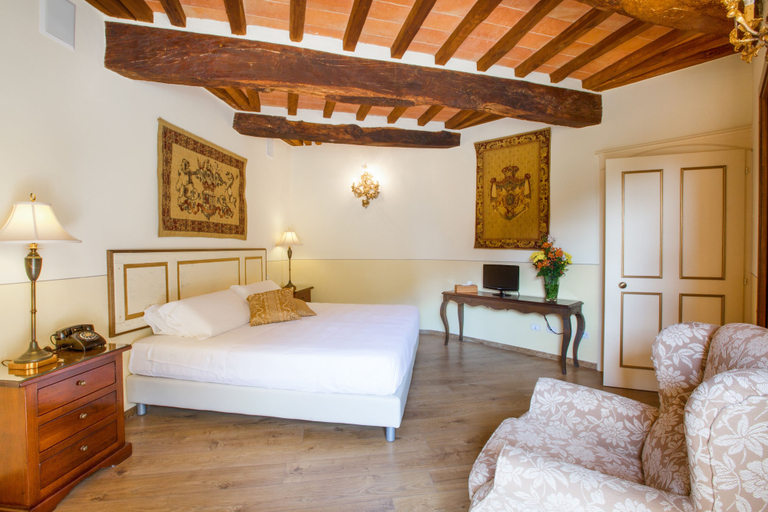 Bedroom 4, Castello delle Serre, Siena