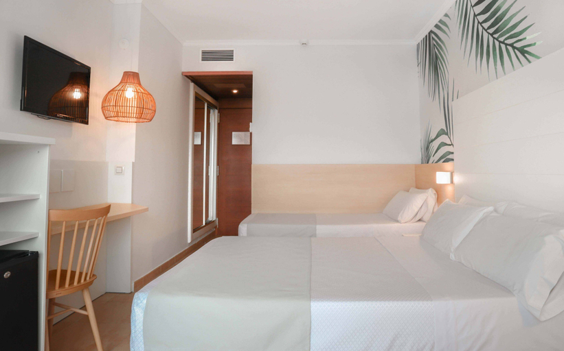 Bedroom 3, ALEGRIA Florida Park, Barcelona