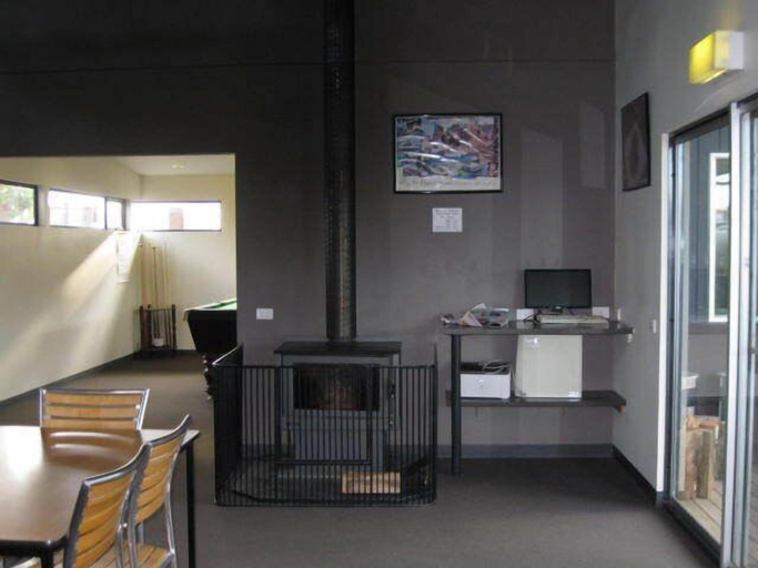 Bedroom 2, Swansea Backpackers, Glamorgan-Spring Bay