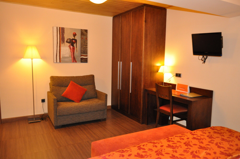 Bedroom 3, Hotel Solineu, Girona