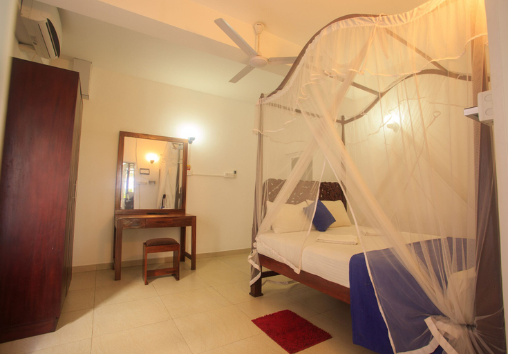 Bedroom 3, Tharanga Surfing Villa, Habaraduwa