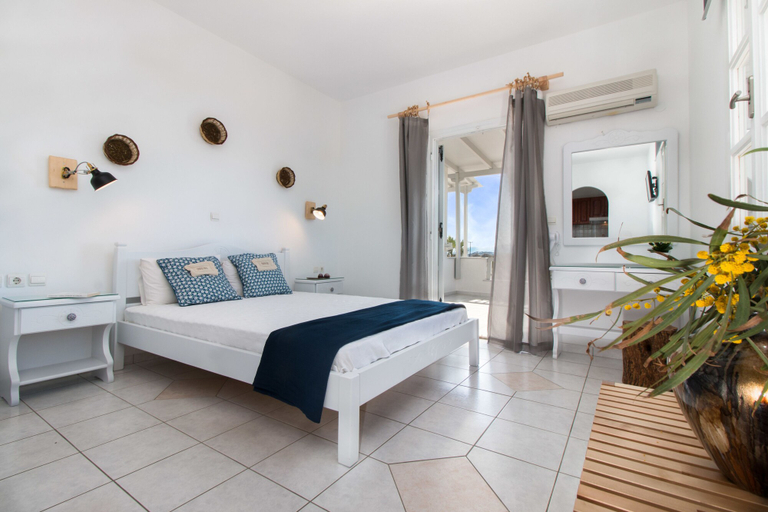 Bedroom 2, Ktima Bianco, South Aegean