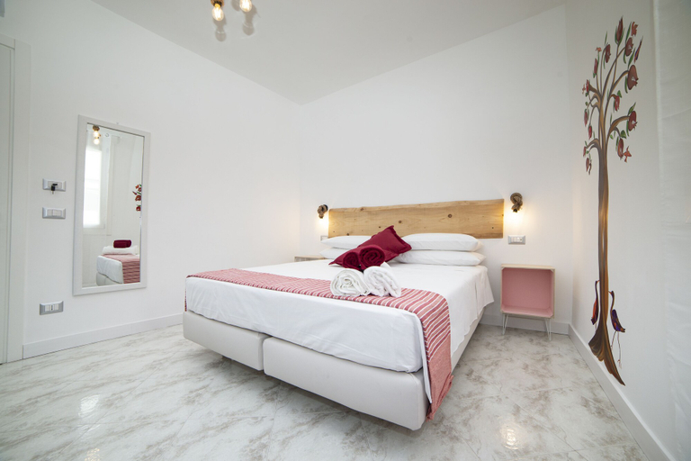 Bedroom 4, Mario Relais, Napoli