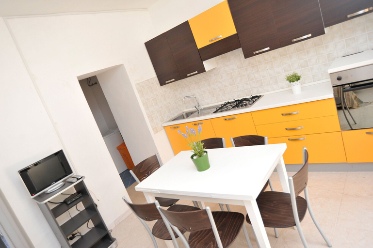 Others 4, Case Vacanze L'Uliveto, Foggia