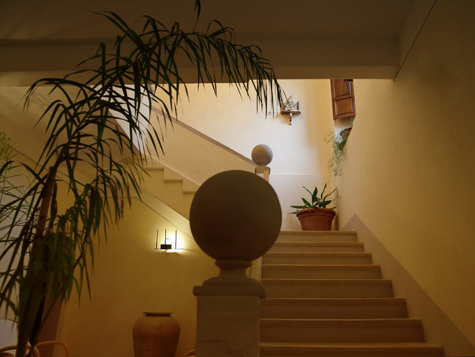 Others 4, Casa Laino, Catanzaro