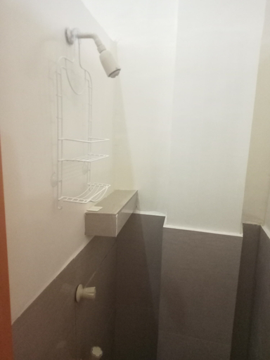 Bathroom 5, Bee-Force Backpackers Inn - Cebu, Lapu-Lapu City