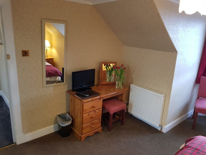 Others 4, Seaview Guest House, Angus