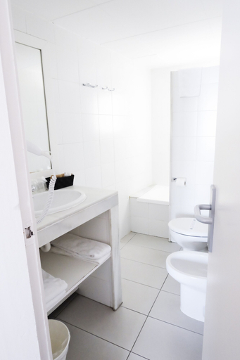 Bathroom 4, Subur, Barcelona