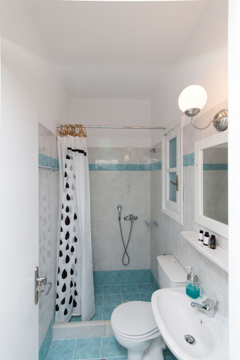 Bathroom 5, Ktima Bianco, South Aegean