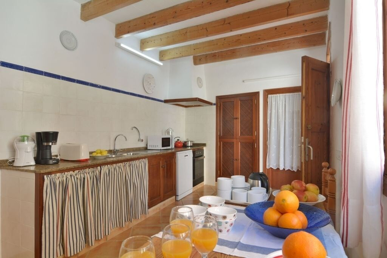 Others 5, Mallorca Town House with pool, Baleares