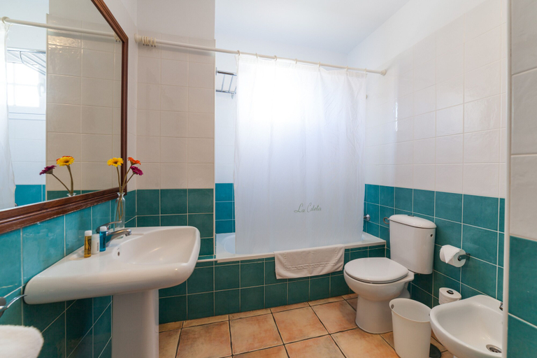 Bathroom, Apartamentos la Caleta, Santa Cruz de Tenerife