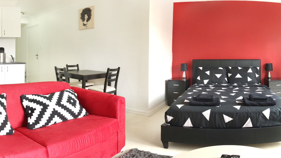 Others 4, MyHoYoHo Design Studio Apartment, Sydney