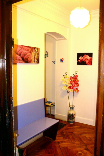 Others 3, Pensión Tu Hogar, Guipúzcoa