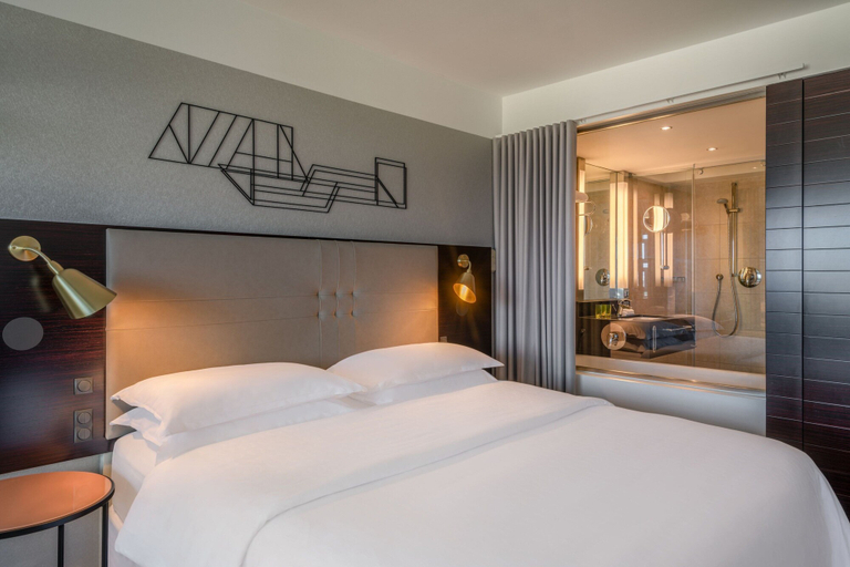 Bedroom 4, Four Points by Sheraton Munich Arabellapark, München