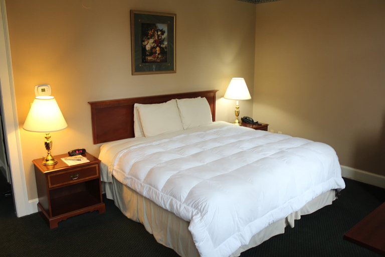 Bedroom 3, Bertram Inn at Glenmoor, Stark
