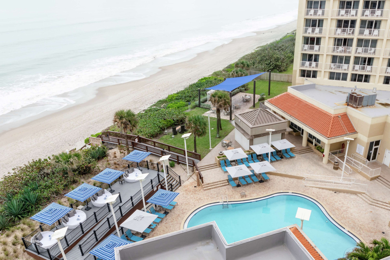 Sport & Beauty 2, Hilton Melbourne Beach Oceanfront, Brevard