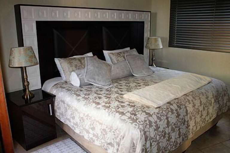 Bedroom 2, Vhafamadi Bed and Breakfast, Vhembe