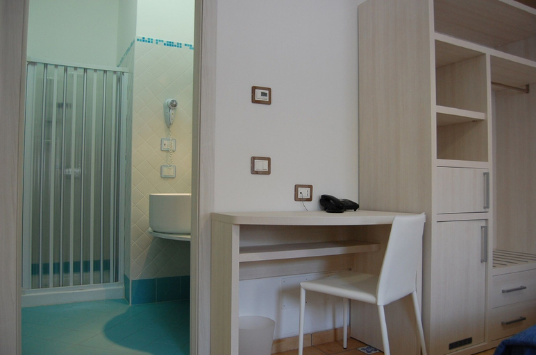 Bedroom 3, Petruso Resort, Palermo