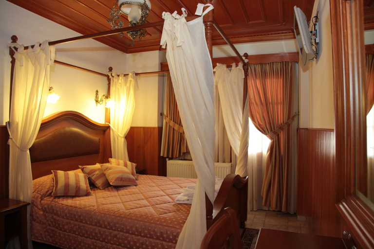 Bedroom 3, Archontiko Metsovou Boutique Hotel, Epirus