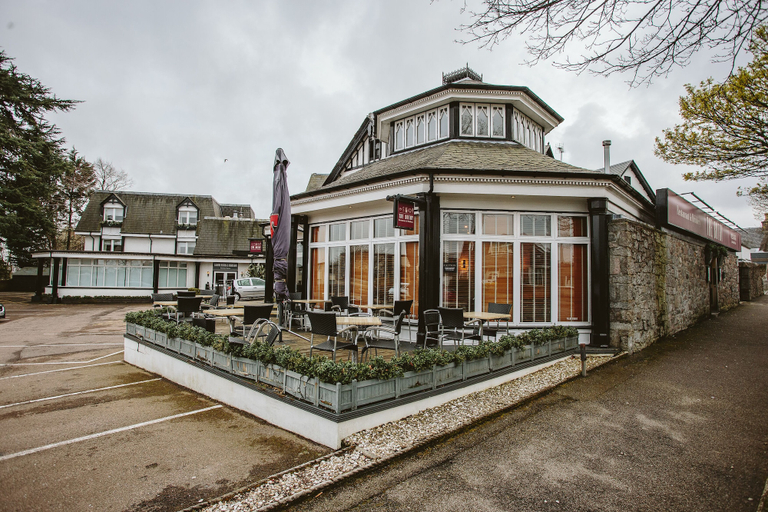 Exterior & Views 2, Palm Court Hotel, Aberdeen
